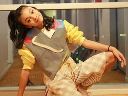 Peringati Hari Ibu, Nola dan Naura Rilis Video Klip Sahabat Setia