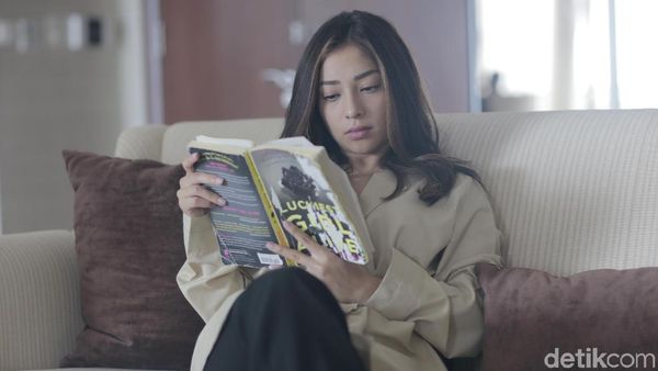 Meski Santai, Nikita Willy Tetap Cantik