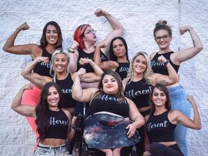 Bukan Show Biasa, Ini Fashion Show Lingerie Anti Victorias Secret