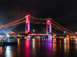 Mau Icip Kuliner di Tepi Sungai Musi? Datang ke Pasar Baba Boentjit