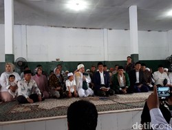 Ke Ponpes Bareng Gubernur NTB, Jokowi Didoakan Menang Pilpres 2019