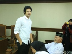 Dijatuhi Hukuman Satu Tahun Penjara, Ammar Zoni Terima dengan Lapang Dada