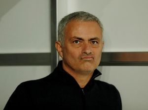Mourinho Koreksi Jurnalis soal Skenario Kelolosan MU