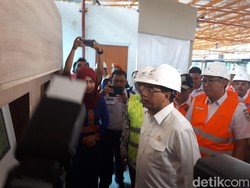 Ke Stasiun Siantar, Menhub Minta Ada Kereta ke Danau Toba