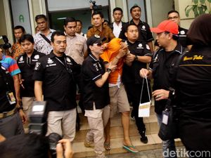 dr Helmi Pernah Jualan Bebek Goreng di Depan Klinik Istrinya