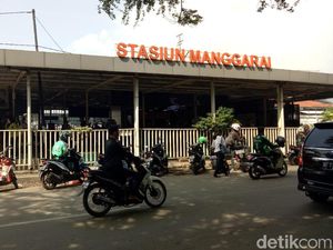 Diduga Pencopet, Pria Ini Dipajang di Stasiun Manggarai