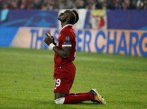 Keita Balde: Mane Tak Akan Selamanya di Liverpool, Dia Pintar