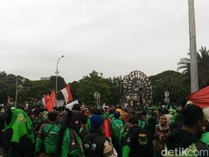 Dari Kemenhub, Driver Ojek Online Bergeser ke Depan Istana