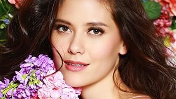 Cantiknya Miss Thailand Maria Poonlertlarp di 10 Besar Miss Universe 2017