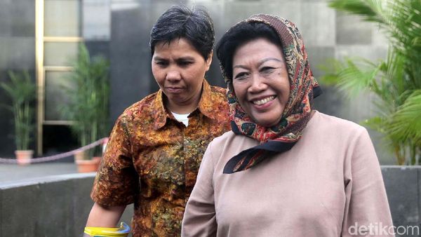 Mantan Sekjen DPR Diperiksa untuk Novanto