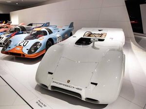 Foto: Mobil dari Zaman Old Sampai Now Ada di Museum Ini