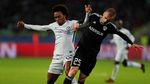 Sinar Terang Willian di Baku