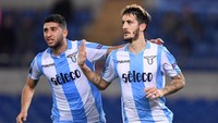 Lazio sudah dipastikan menjadi juara Grup K sejak matchday 4. Hasil seri 1-1 dengan Vitesse menghentikan kesempurnaan mereka di fase grup. Foto: Alberto Lingria/Reuters