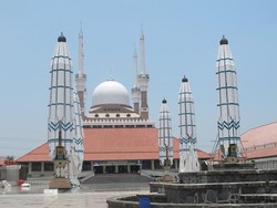 Megahnya Masjid Agung Jawa Tengah, Perpaduan 3 Gaya Arsitektur Dunia