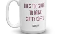 Lucu! Mug Ini Berisi Pesan Unik yang Mewakili Perasaan Pencinta Kopi