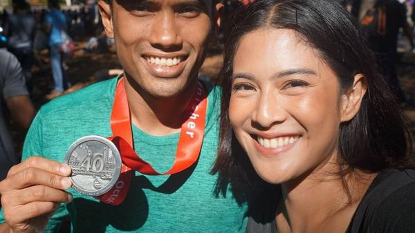 Selain Romantis, Pasangan Selebritis Ini Kompak Olahraga Bersama