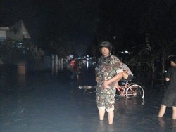 Tanggul Sungai Unut Jebol, 3 Dusun di Sutojayan Blitar Tergenang