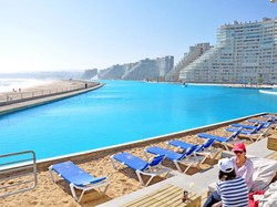 Kolam Renang Terbesar di Dunia, Luasnya 9 Kali Lapangan Sepakbola