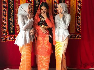 Sistergoals, Intip Keakraban Kahiyang Ayu dan 2 Kakak Bobby Nasution