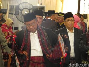 Momen Todung hingga Darmin Manortor di Pesta Adat Kahiyang-Bobby