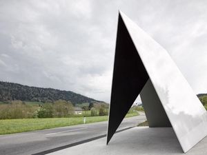 Foto: 7 Halte Bus Paling Instagramable di Dunia