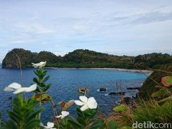 Tempat Asyik Libur Akhir Pekan: Pulau Sangiang yang Eksotis