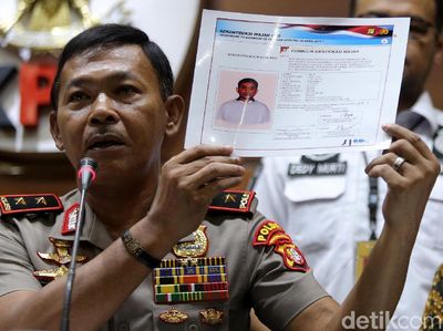Foto: Ini Sketsa Wajah Terduga Pelaku Teror Novel