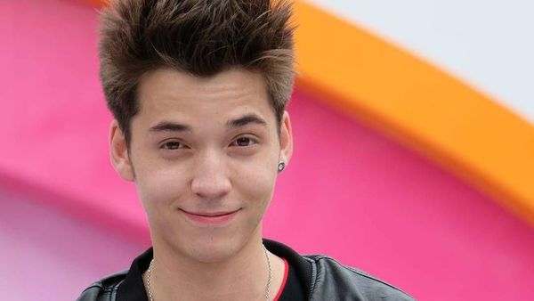 Foto: 8 Artis Tampan yang Jatuh Hati Pada Wanita Berstatus Janda