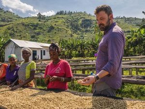 Ben Affleck Dikabarkan Alami Kecelakaan Parah, Bagaimana Keadaannya?