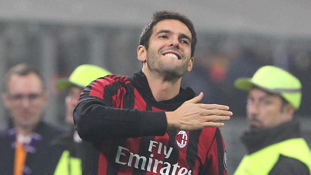 Kaka diminta bergabung dengan AC Milan. (Marco Luzzani/Getty Images)