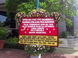 DPRD DKI Dapat Karangan Bunga Tolak Pemborosan APBD 2018