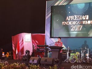 Menag Prihatin dengan Kondisi Tenaga Pengajar di Pedalaman