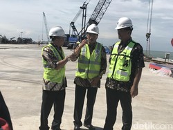 Pelabuhan Kuala Tanjung Layani Ekspor 600 Kontainer/Minggu