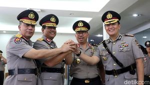 Pimpinan Karo Penmas Mabes Polri Berganti