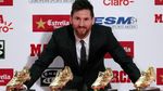 Senyum Semringah Messi di Antara 4 Sepatu Emas Eropa