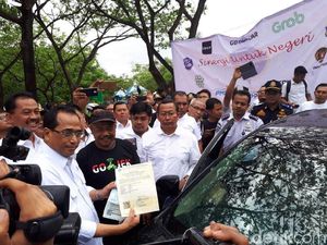 Driver Minta Masa Transisi Aturan Baru Taksi Online Diperpanjang