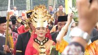 Psikologi Warna dari Rangkaian Pakaian Adat Kahiyang Ayu