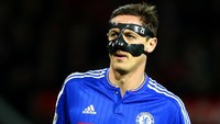 Nemanja Matic dilepas Chelsea ke Benfica pada 2011, untuk mendatangkan David Luiz kala itu. Di Benfica, Matic nyatanya bersinar, dan akhirnya kembali ke Stamford Bridge pada 2014. (Foto: Alex Livesey/Getty Images)