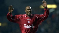 Nicolas Anelka pernah jadi pemain pinjaman di Liverpool pada Desember 2001 hingga akhir musim. Anelka kemudian direkrut Chelsea pada Januari 2008 dan hengkang pada Januari 2012. Foto: Clive Brunskill/Getty Images
