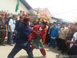 Anies Baswedan Resmikan Klinik 24 Jam di Jagakarsa