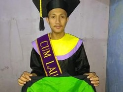 Keren! Driver Go-Jek Lulus Kuliah dengan Predikat Cum Laude