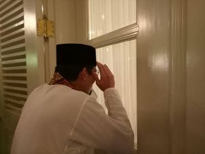 Pintu Pendopo Balai Kota Dipasangi Gorden, Sandi: Saya Tidak Tahu