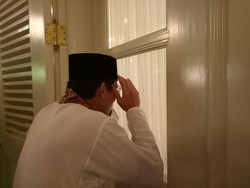 Pintu Pendopo Balai Kota Dipasangi Gorden, Sandi: Saya Tidak Tahu