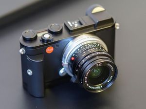 Leica Rilis Mirrorless Mungil Bergaya Retro