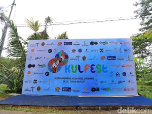 Komunitas Bissu hingga Didik Nini Thowok Buat Kagum Penonton Kulfest 2017 Komunitas Bissu hingga Didik Nini Thowok Buat Kagum Penonton Kulfest 2017