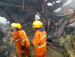 Gudang Mebel di Kota Bandung Habis Dilalap Si Jago Merah