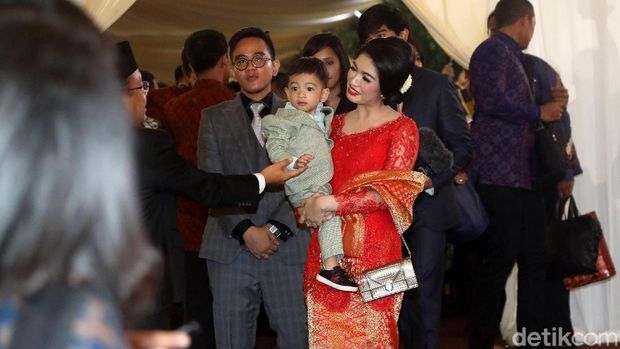 Gibran Rakabuming dan Selvi Ananda