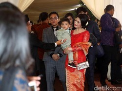 Gibran, Selvi Ananda dan Jan Ethes Positif Corona