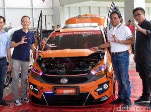 Adu Cantik dan Ngepot Mobil Daihatsu