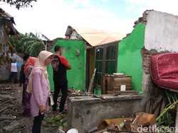 Korban Puting Beliung Keluhkan Lambannya Bantuan Pemkab Sidoarjo